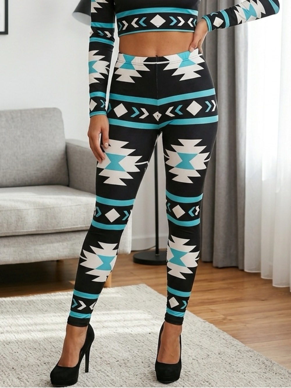 Curvy Plus Size Black White Teal Aztec Pattern Ankle Length Leggings Size 12-18